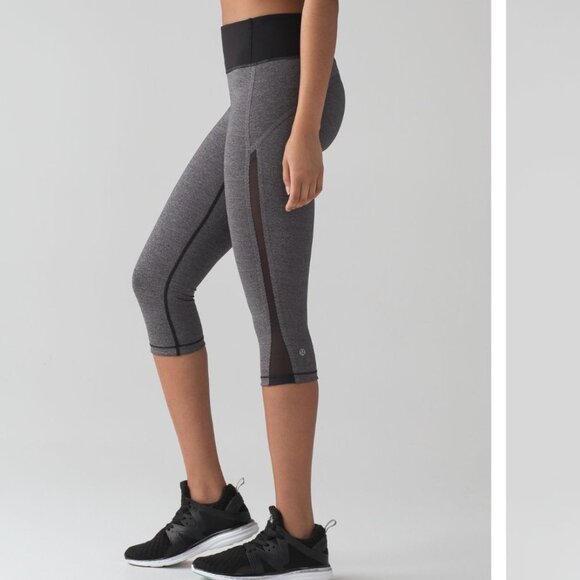 Lululemon Smooth Stride Crop Full On Luxtreme w Mesh Heathered Black Size 6 - Picture 1 of 11